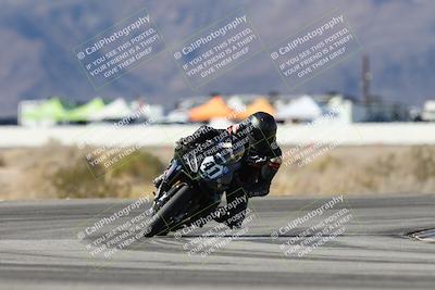 media/Dec-07-2025-CVMA (Sun) [[3e7d2de5dc]]/Race 7-Formula Lightweight Twins Shootout/